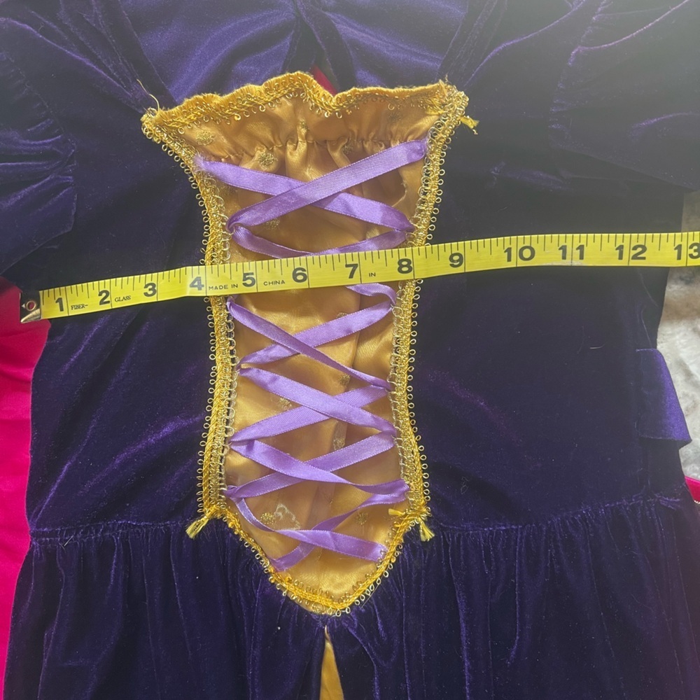 Girls Purple and Gold Princess/Queen Costume W/ Cape & Necklace 3-6yrs - Picture 7 of 8